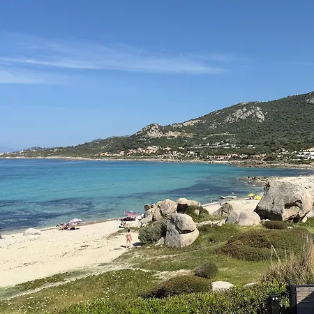 Maison Les Pieds Dans L'eau - De 2 A 6 Personnes * Lumio (Corsica)