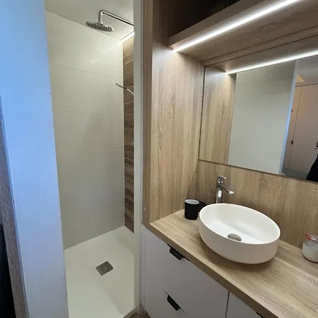 بيت للعطل Maison Les Pieds Dans L'eau