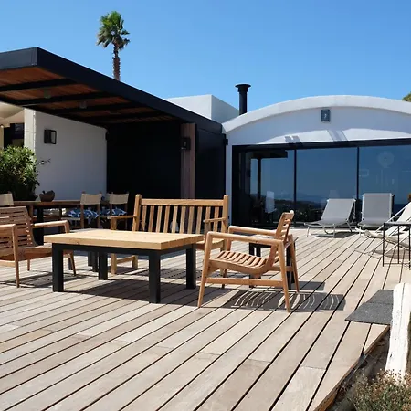 Maison Les Pieds Dans L'eau