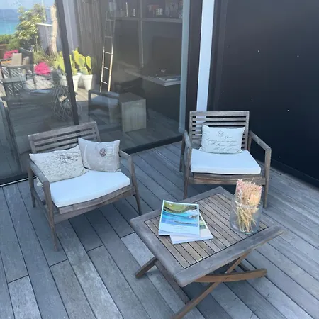 Maison Les Pieds Dans L'eau - De 2 A 6 Personnes 펜션