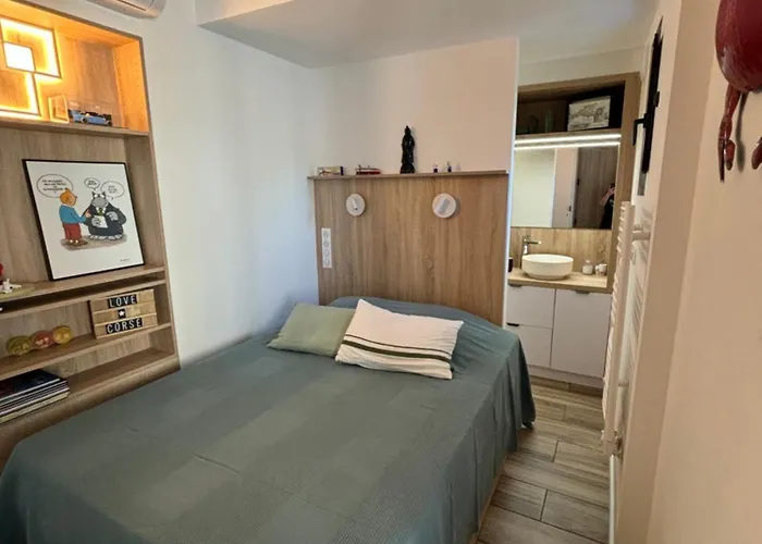 Vakantiehuis Maison Les Pieds Dans L'eau *