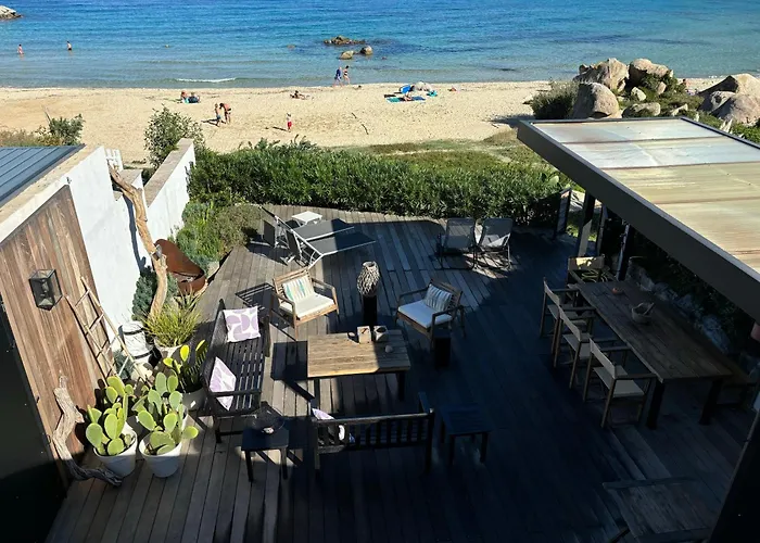 Maison Les Pieds Dans L'eau Lumio (Corsica)